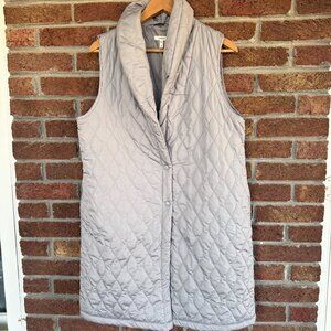 Maurices Long Quilted Vest * Womens Size Medium * Light Gray * Pockets
